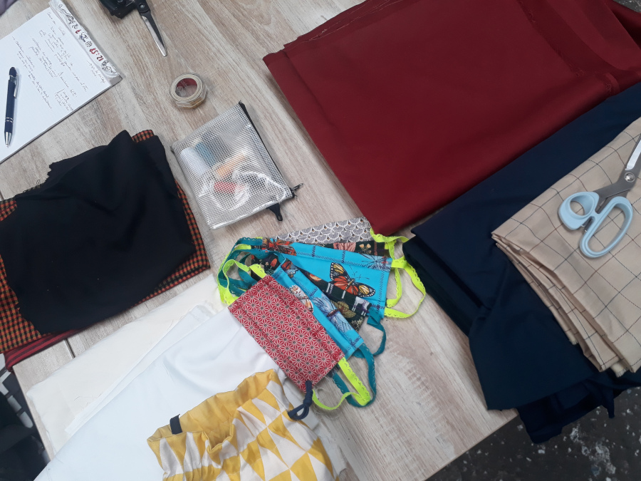 openatelier:projet:masque_en_tissu:masque_en_tissu_0.jpg