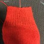 outil:machine_a_tricoter_brother_kh940:chaussette_rouge.jpg